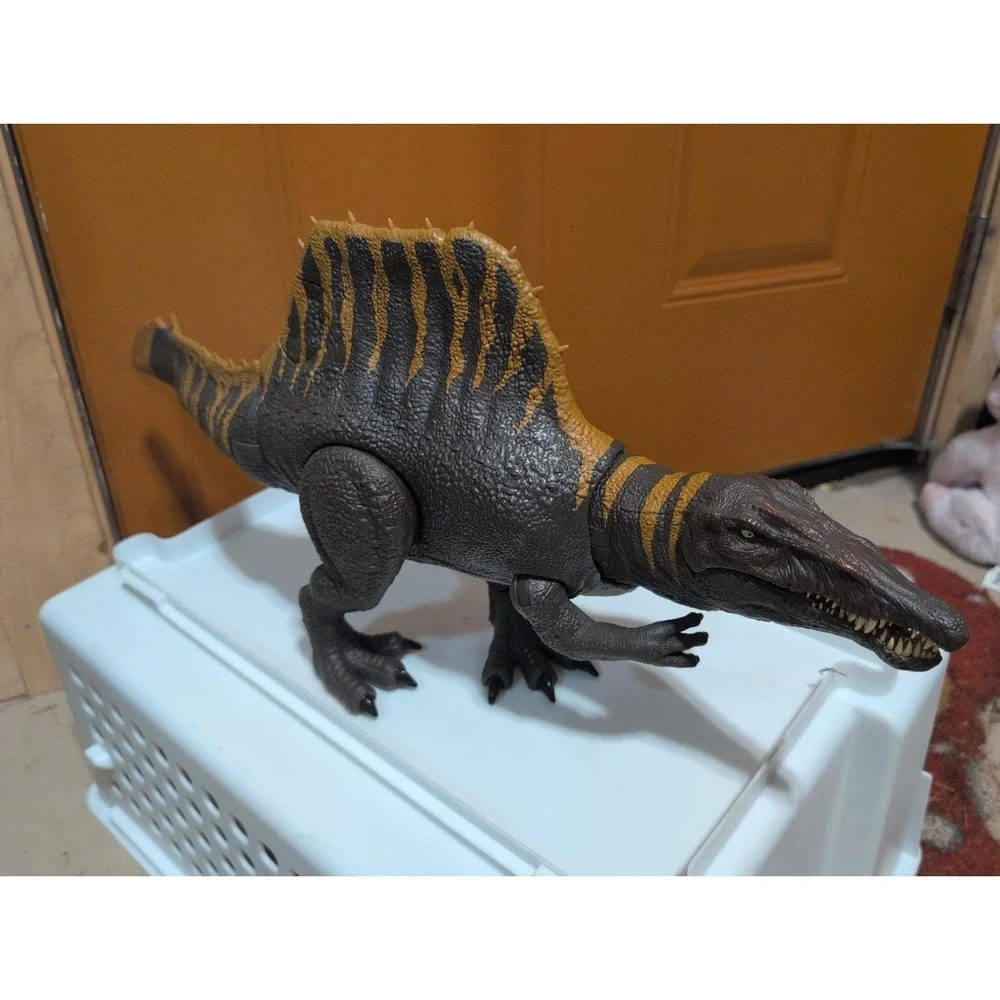 Jurassic World Rebirth Tail Thrasher Spinosaurus Action Figure, Dinosaur Toy
